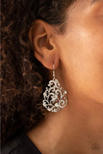 Load image into Gallery viewer, WINTER GARDEN - WHITE EARRINGS
