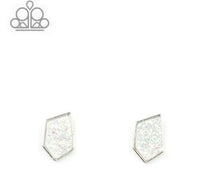 Load image into Gallery viewer, Starlet Shimmer Earrings
