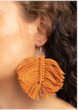 Load image into Gallery viewer, Macrame Mamba- Brown
