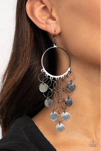 Take a CHIME Out - black - Paparazzi earrings